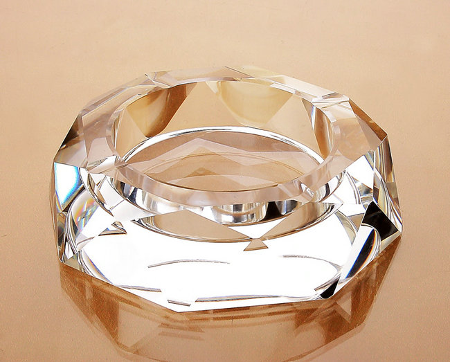 水晶煙灰缸
