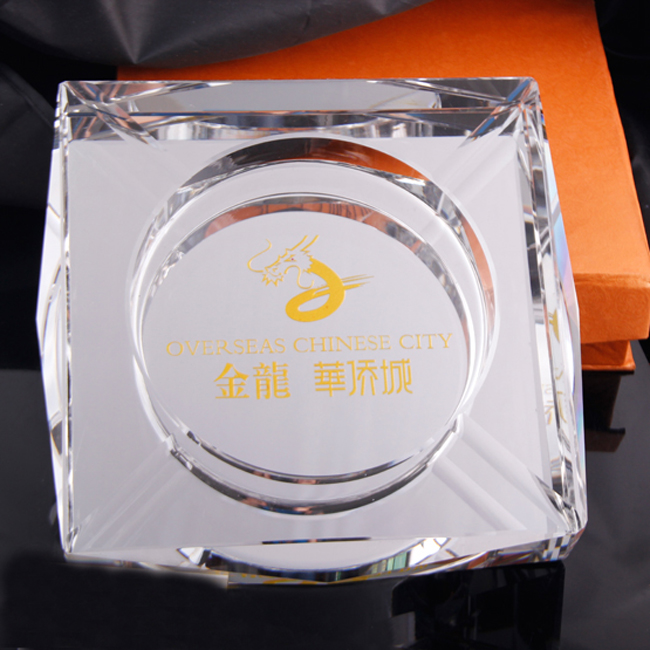 水晶煙灰缸